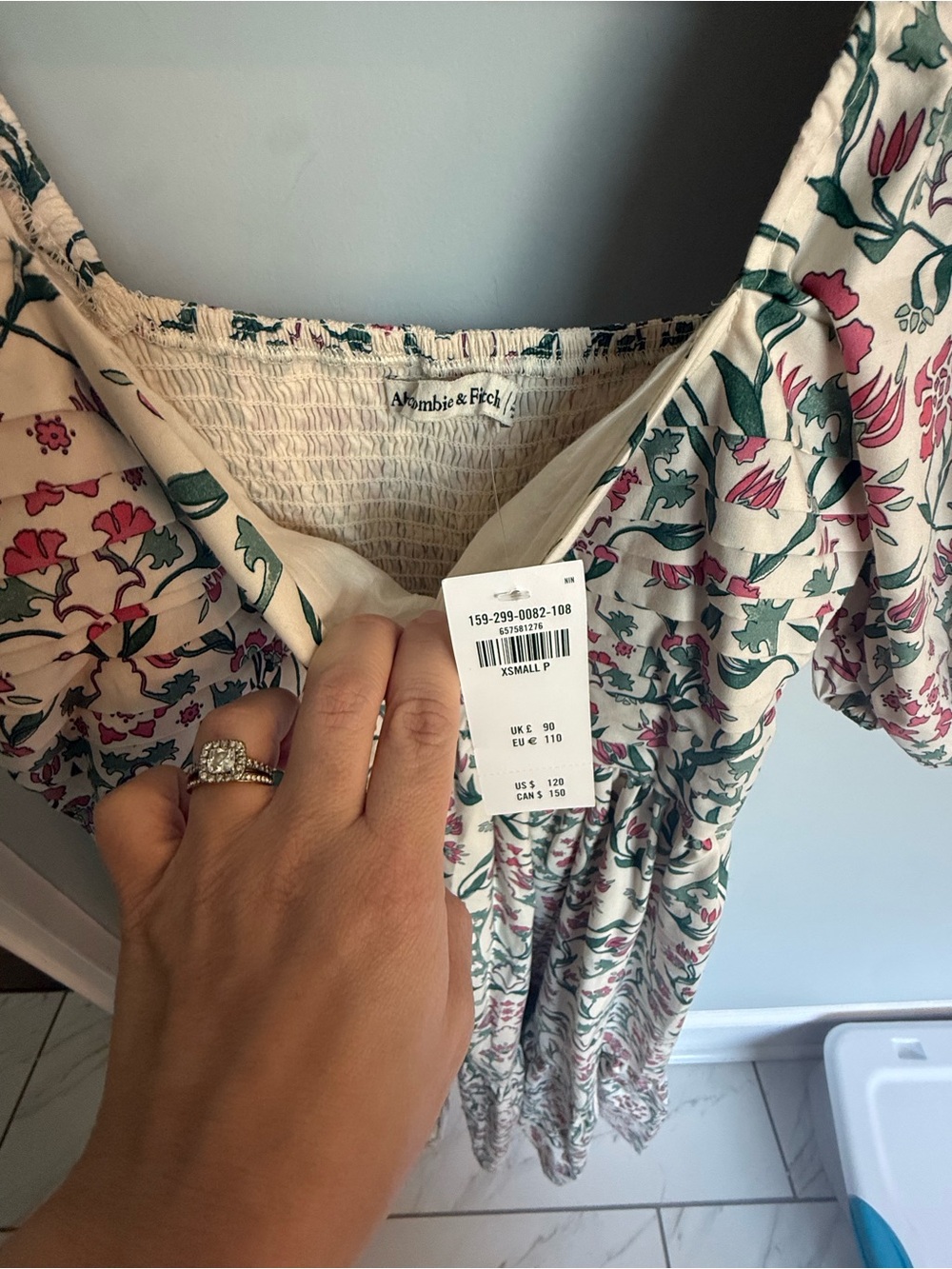 Abercrombie & Fitch Emerson Cream Floral Puff Sleeve Dress NWT - Picture 2 of 3